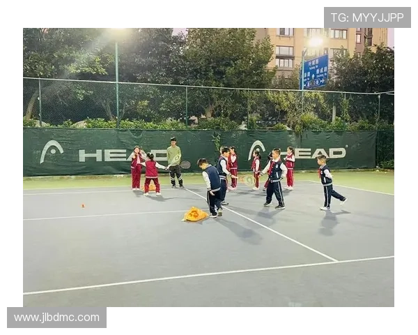 北京网球队总决赛表现分析:意识与战术的完美结合与不足之处探讨 北京网球队总决赛表现分析:意识与战术的完美结合与不足之处探讨